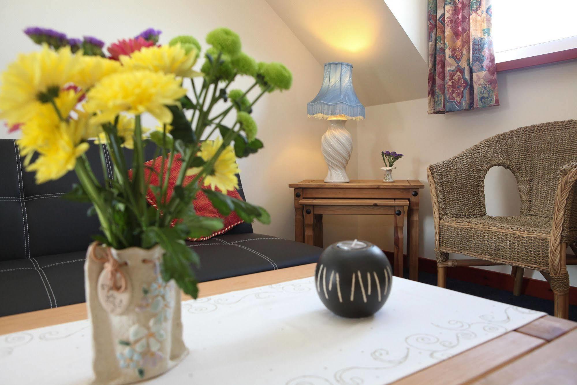 Stromness Apartments ภายนอก รูปภาพ